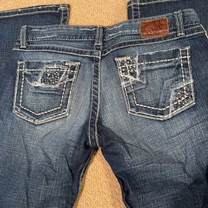 BKE Jeans Sabrina Stretch. Size 31 x 31 1/2.